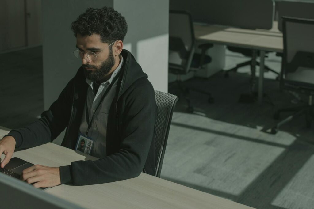 Shadow AI Enterprise Risk: 5 Critical Steps for IT Leaders